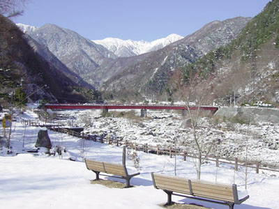 ���{�A���v�X